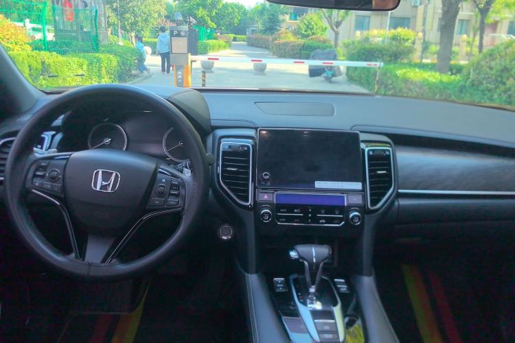 Used Honda UR-V 2020 240TURBO Two-Wheel Drive Zhiyue Version Center Console