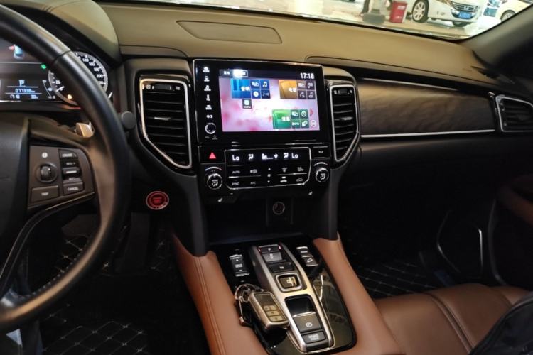 Used Honda UR-V 2020 370TURBO Four-Wheel Drive Prestige Edition Center Console