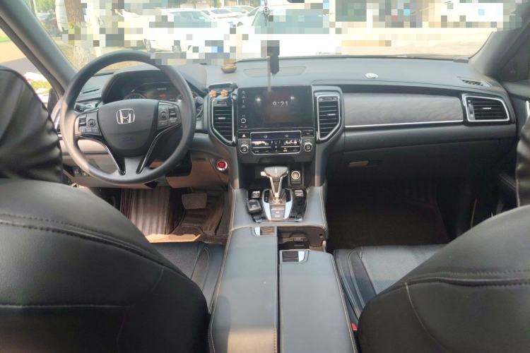 Used Honda UR-V 2020 240TURBO Two-Wheel Drive Zhiyue Version Center Console