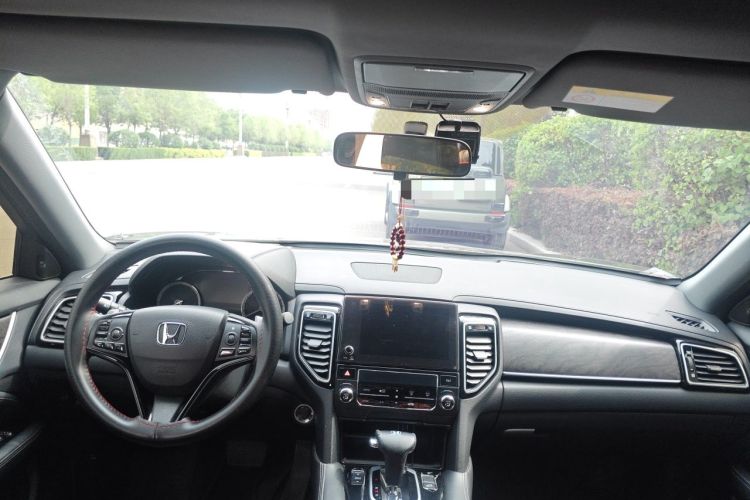 Used Honda UR-V 2020 240TURBO Two-Wheel Drive Zhiyue Version Center Console