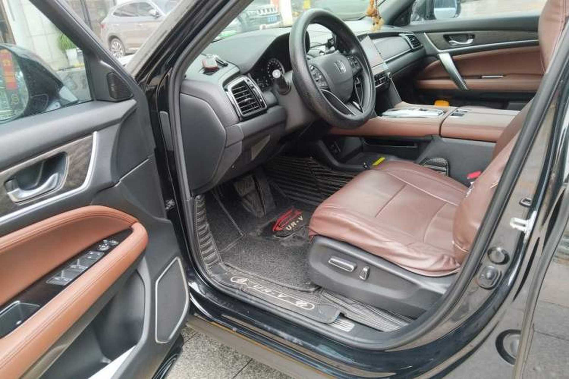 Used Honda UR-V 2020 370TURBO Two-Wheel Drive Luxury Edition Driver Seat
