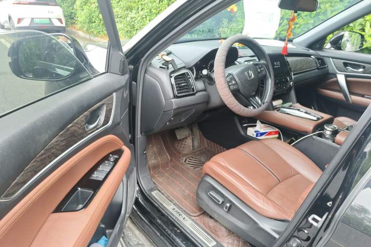 Used Honda UR-V 2020 370TURBO Two-Wheel Drive Luxury Edition Driver Seat