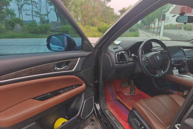 Used Honda UR-V 2020 370TURBO Two-Wheel Drive Luxury Edition Driver Seat