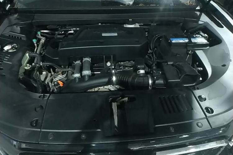 Used Honda UR-V 2020 240TURBO Front-Wheel Drive Elegant Edition Engine Bay