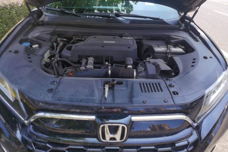 Used Honda UR-V 2020 240TURBO Two-Wheel Drive Zhiyue Version Engine Bay