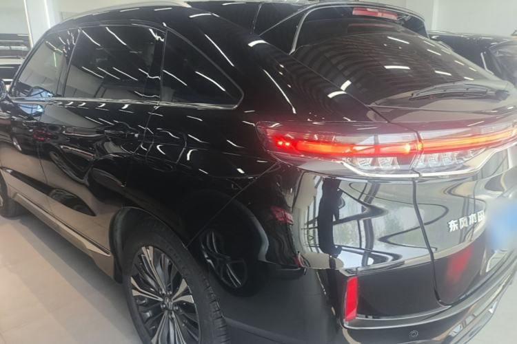 Used Honda UR-V 2020 370TURBO Two-Wheel Drive Luxury Edition Exterior 2