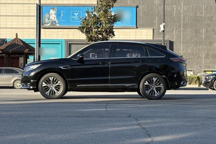 Used Honda UR-V 2020 370TURBO Two-Wheel Drive Luxury Edition Exterior 3