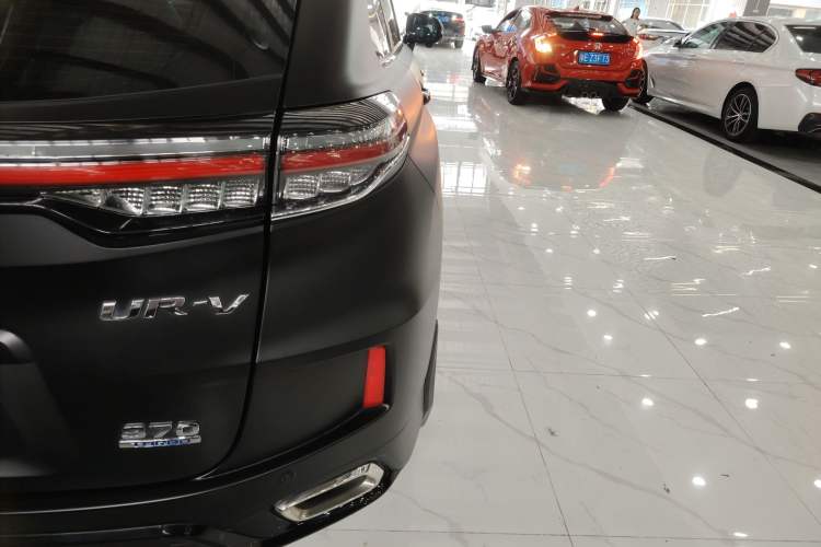 Used Honda UR-V 2020 370TURBO Two-Wheel Drive Luxury Edition Exterior 3