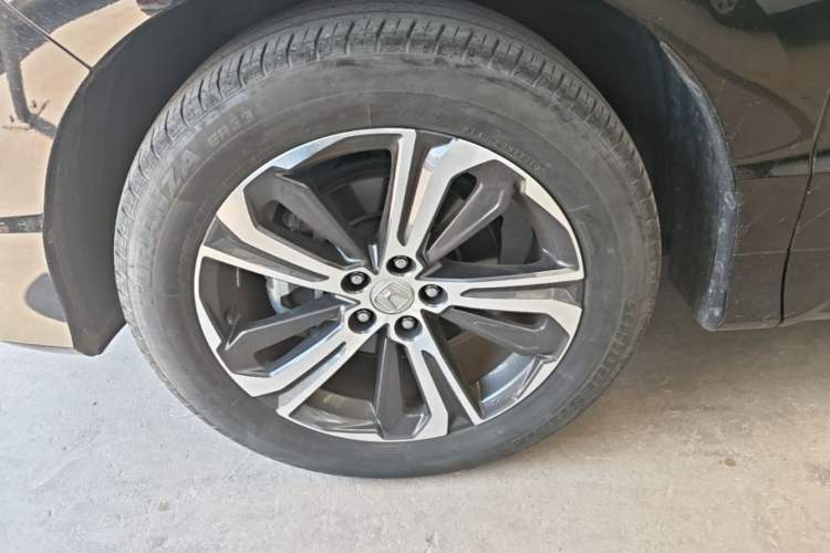 Used Honda UR-V 2020 240TURBO Two-Wheel Drive Zhiyue Version Exterior 4