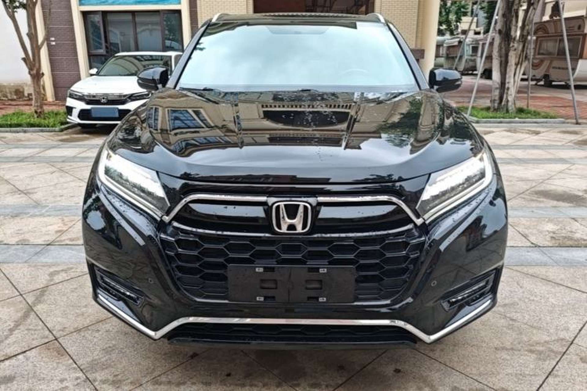 Used Honda UR-V 2020 370TURBO Two-Wheel Drive Luxury Edition Front