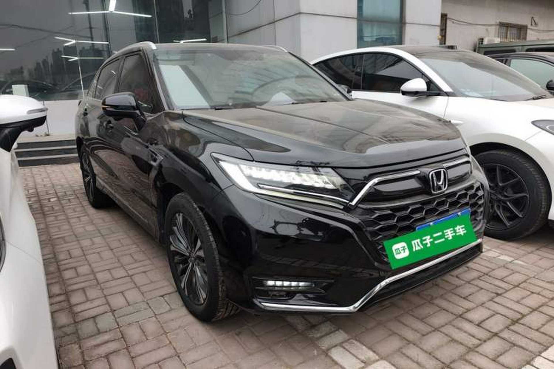 Used Honda UR-V 2020 370TURBO Two-Wheel Drive Luxury Edition Front Right 45 Deg