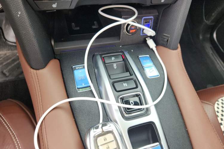 Used Honda UR-V 2020 370TURBO Two-Wheel Drive Luxury Edition Gear Lever