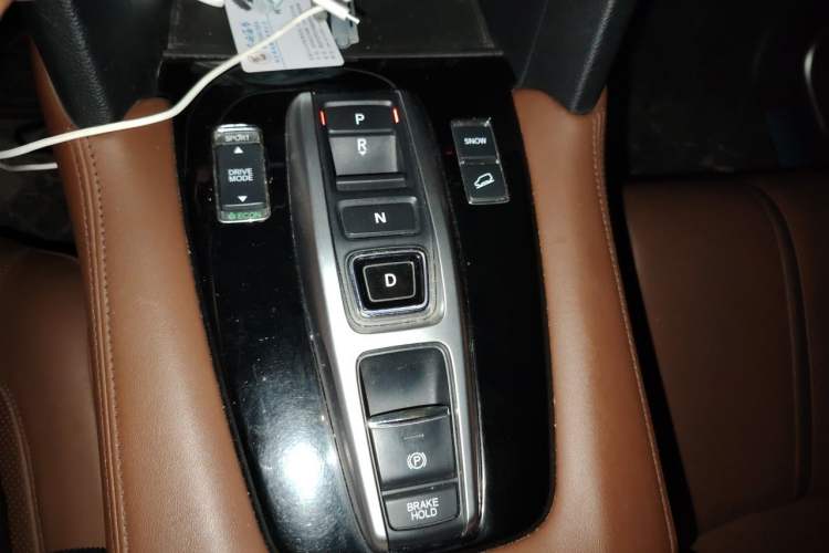 Used Honda UR-V 2020 370TURBO Four-Wheel Drive Prestige Edition Gear Lever