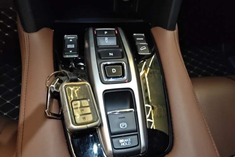Used Honda UR-V 2020 370TURBO Four-Wheel Drive Prestige Edition Gear Lever
