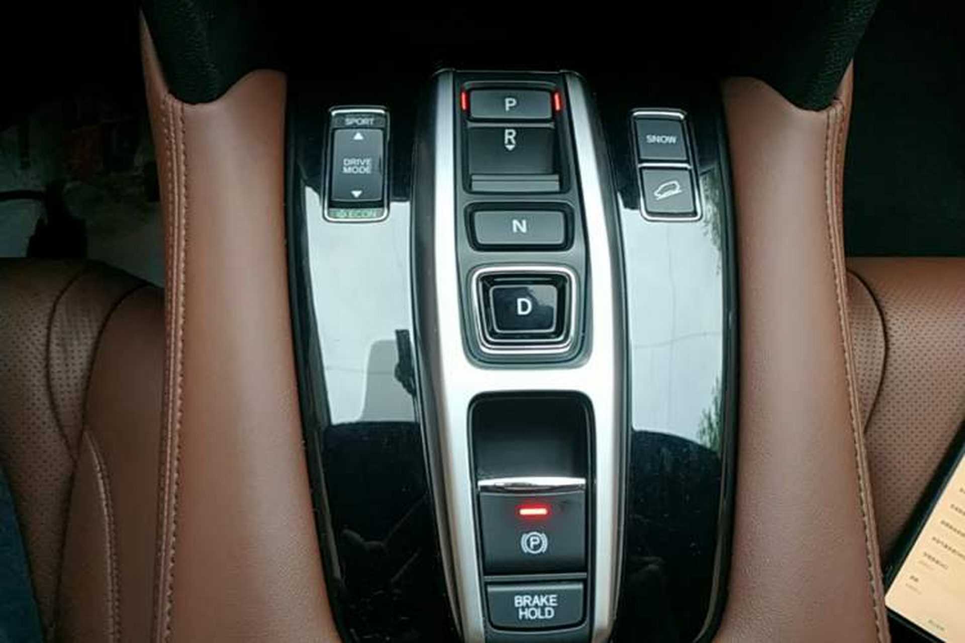 Used Honda UR-V 2020 370TURBO Four-Wheel Drive Prestige Edition Gear Lever