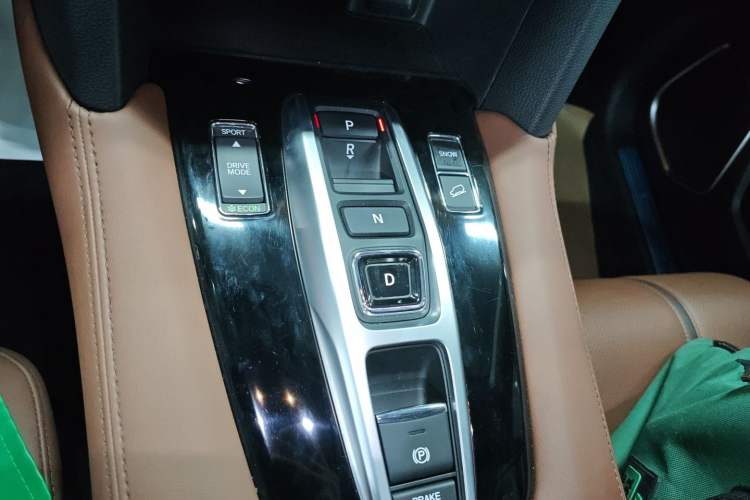 Used Honda UR-V 2020 370TURBO Four-Wheel Drive Prestige Edition Gear Lever