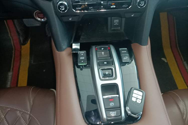Used Honda UR-V 2020 370TURBO Four-Wheel Drive Prestige Edition Gear Lever