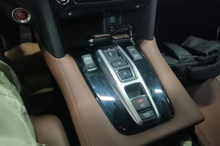 Used Honda UR-V 2020 370TURBO Four-Wheel Drive Prestige Edition Gear Lever