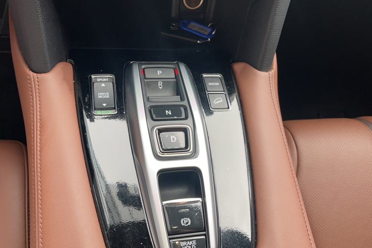 Used Honda UR-V 2020 370TURBO Two-Wheel Drive Luxury Edition Gear Lever