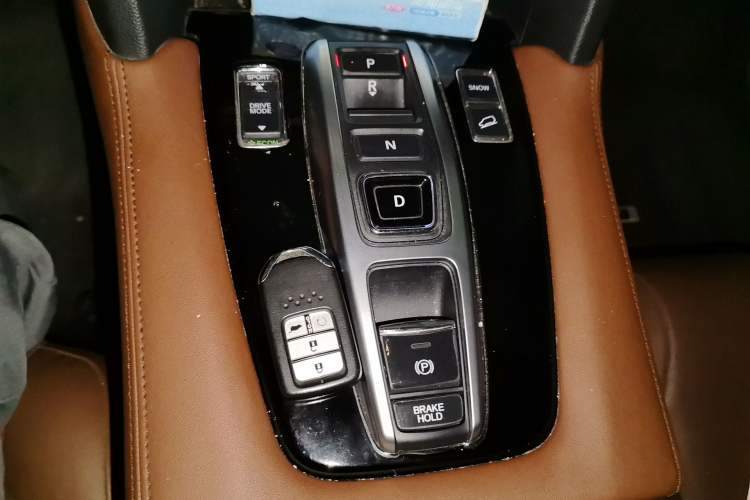 Used Honda UR-V 2020 370TURBO Four-Wheel Drive Prestige Edition Gear Lever