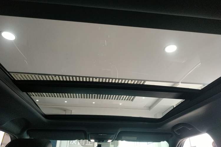 Used Honda UR-V 2020 240TURBO Two-Wheel Drive Zhiyue Version Headliner