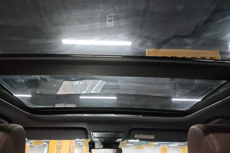 Used Honda UR-V 2020 370TURBO Four-Wheel Drive Prestige Edition Headliner