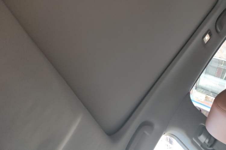 Used Honda UR-V 2020 370TURBO Four-Wheel Drive Prestige Edition Headliner