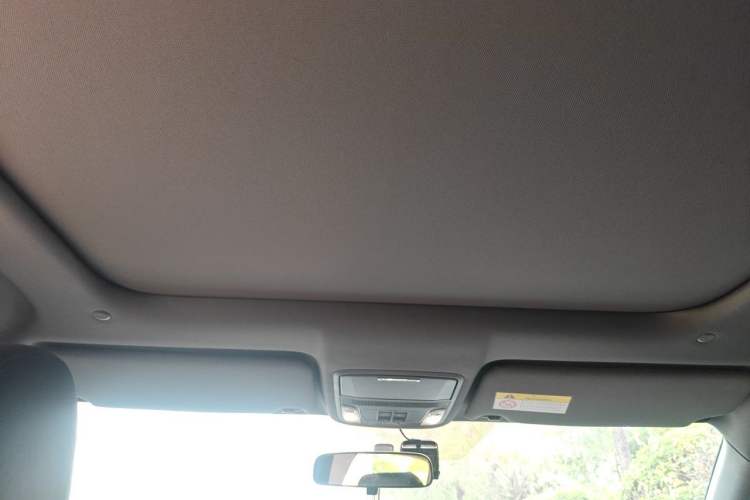 Used Honda UR-V 2020 240TURBO Two-Wheel Drive Zhiyue Version Headliner