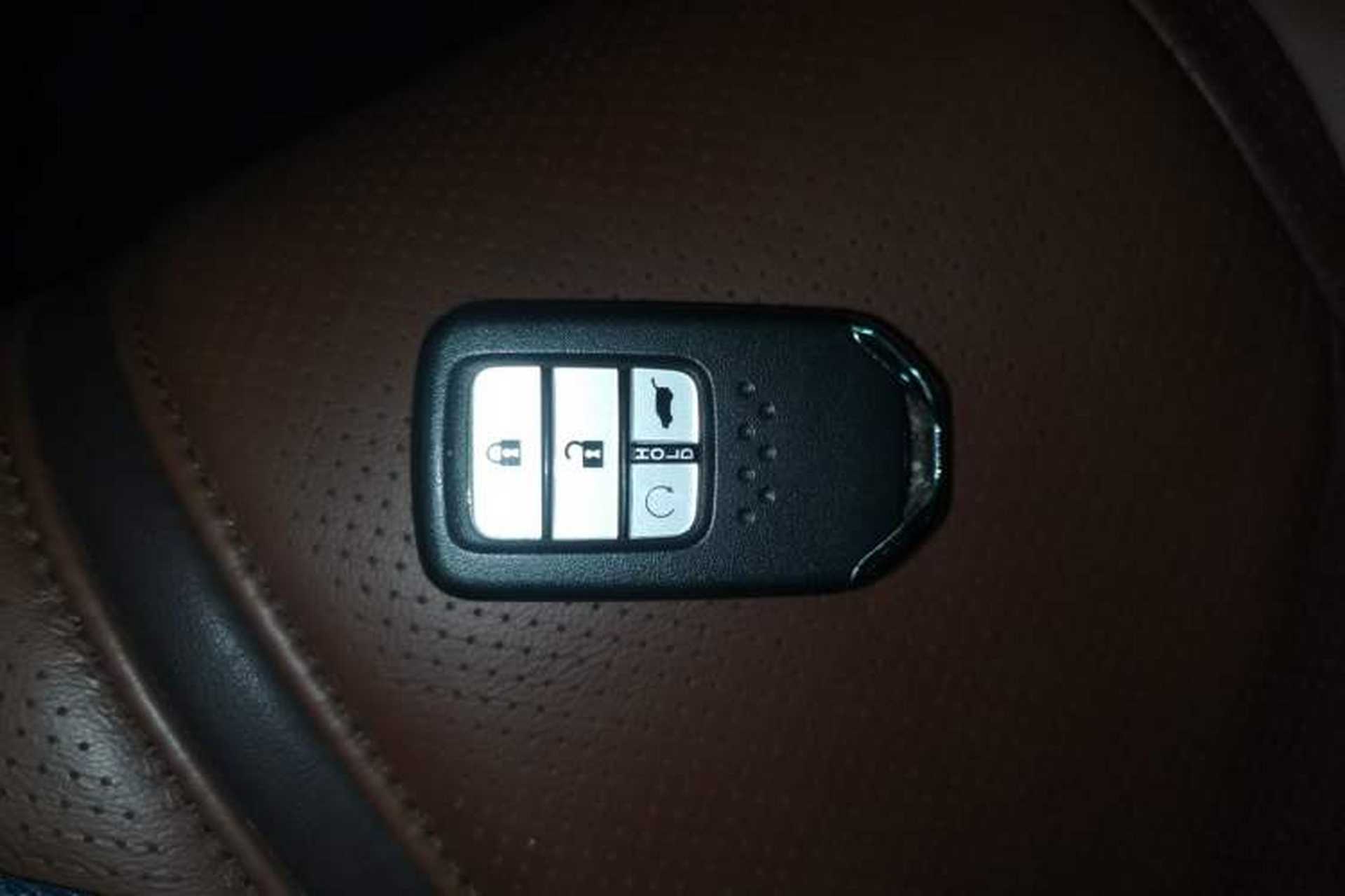 Used Honda UR-V 2020 370TURBO Two-Wheel Drive Luxury Edition Interior 1