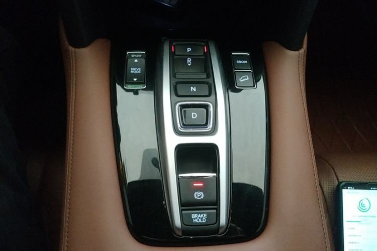 Used Honda UR-V 2020 370TURBO Two-Wheel Drive Luxury Edition Interior 7