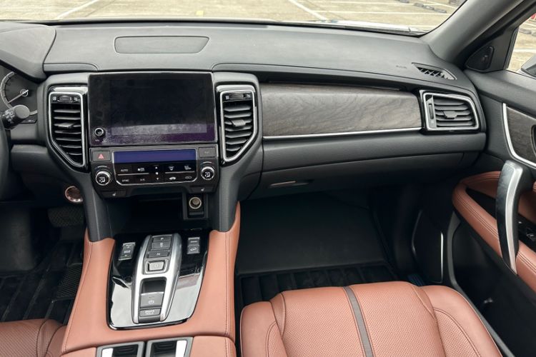 Used Honda UR-V 2020 370TURBO Two-Wheel Drive Luxury Edition Interior 9