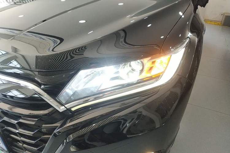 Used Honda UR-V 2020 240TURBO Two-Wheel Drive Zhiyue Version Left Front Headlight