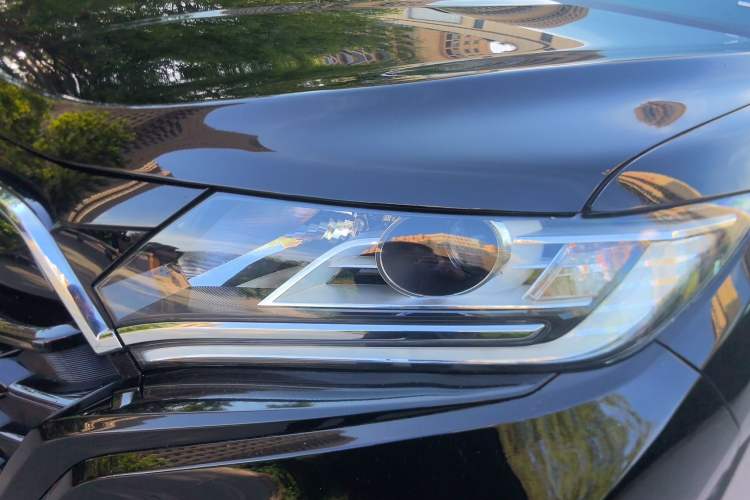 Used Honda UR-V 2020 240TURBO Two-Wheel Drive Zhiyue Version Left Front Headlight