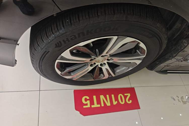 Used Honda UR-V 2020 240TURBO Two-Wheel Drive Zhiyue Version Left Front Wheel Hub