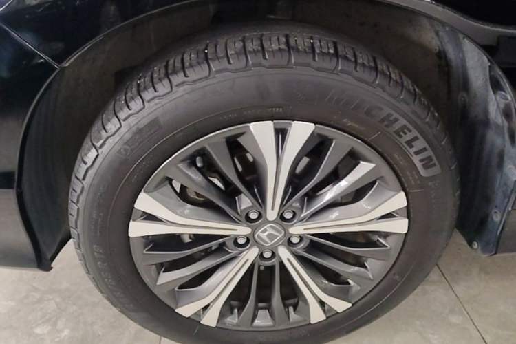 Used Honda UR-V 2020 370TURBO Four-Wheel Drive Prestige Edition Left Front Wheel Hub