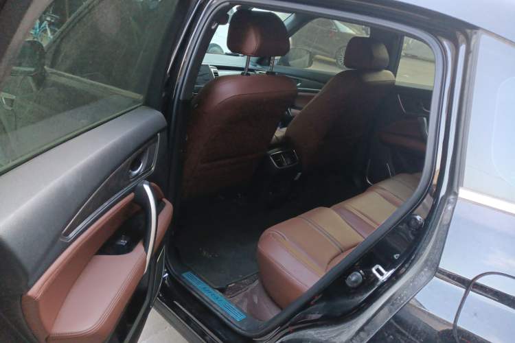 Used Honda UR-V 2020 370TURBO Four-Wheel Drive Prestige Edition Left Rear Seat