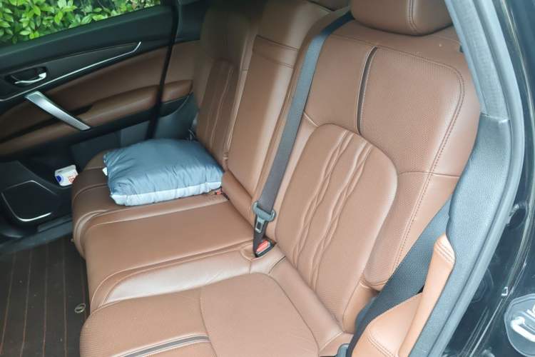 Used Honda UR-V 2020 370TURBO Two-Wheel Drive Luxury Edition Left Rear Seat