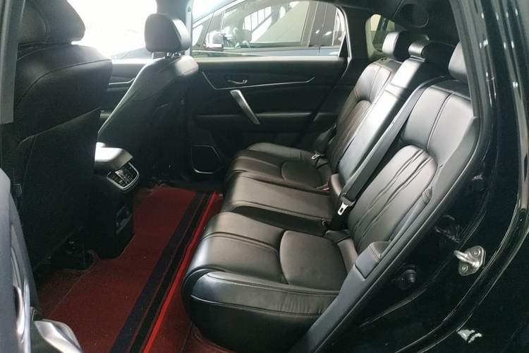 Used Honda UR-V 2020 240TURBO Two-Wheel Drive Zhiyue Version Left Rear Seat