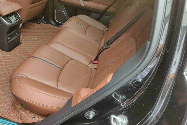 Used Honda UR-V 2020 370TURBO Four-Wheel Drive Prestige Edition Left Rear Seat