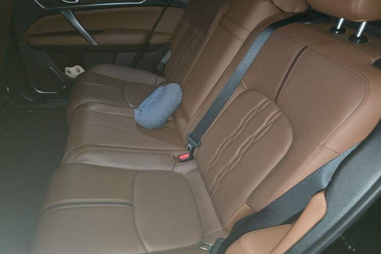 Used Honda UR-V 2020 370TURBO Two-Wheel Drive Luxury Edition Left Rear Seat