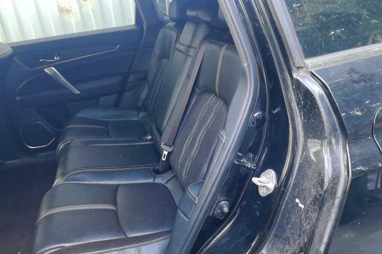 Used Honda UR-V 2020 240TURBO Two-Wheel Drive Zhiyue Version Left Rear Seat