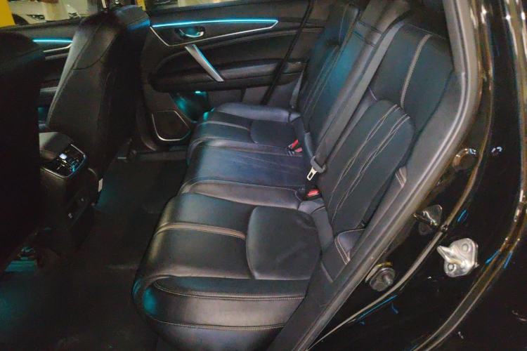 Used Honda UR-V 2020 240TURBO Two-Wheel Drive Zhiyue Version Left Rear Seat
