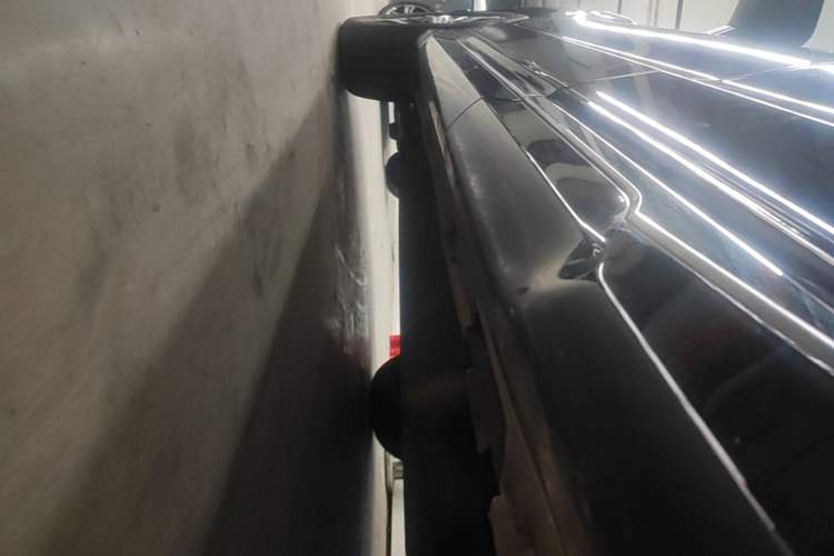 Used Honda UR-V 2020 370TURBO Two-Wheel Drive Luxury Edition Left Side Sill