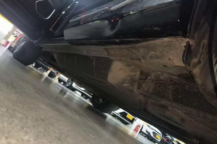 Used Honda UR-V 2020 370TURBO Four-Wheel Drive Prestige Edition Left Side Sill