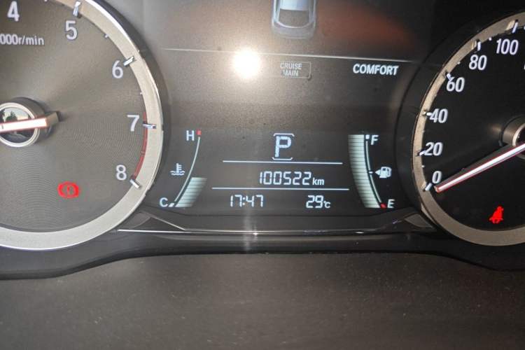 Used Honda UR-V 2020 370TURBO Two-Wheel Drive Luxury Edition Odometer Close Up