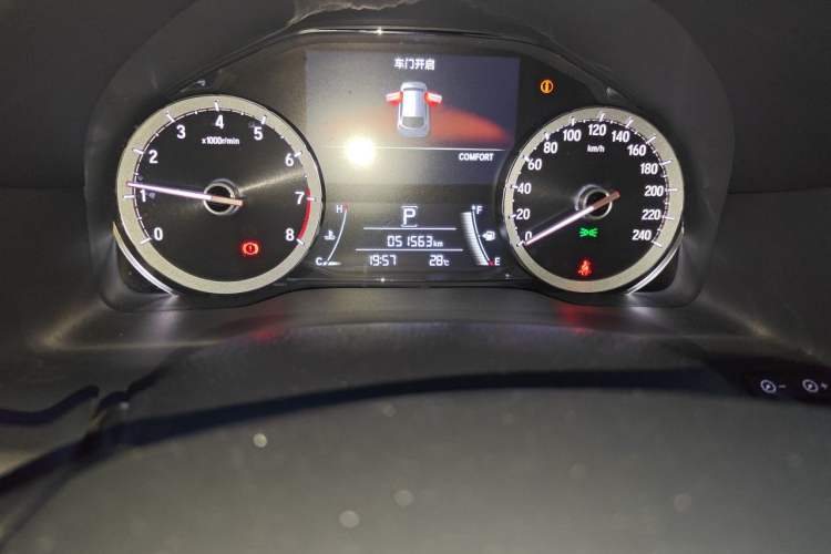 Used Honda UR-V 2020 370TURBO Four-Wheel Drive Prestige Edition Odometer Close Up