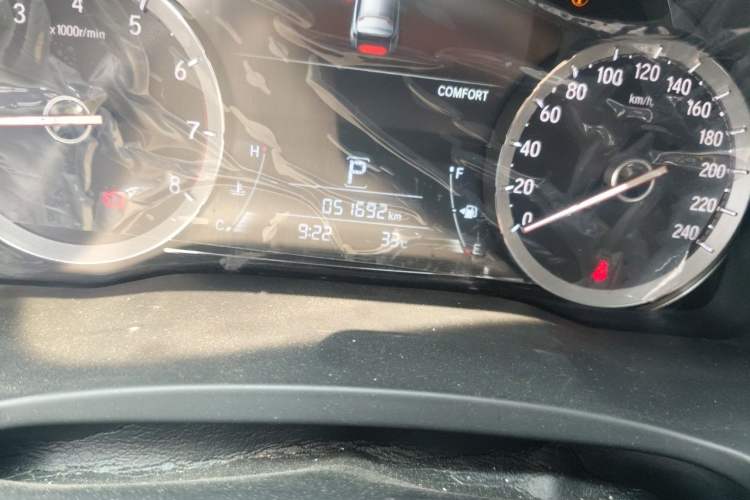 Used Honda UR-V 2020 240TURBO Two-Wheel Drive Zhiyue Version Odometer Close Up