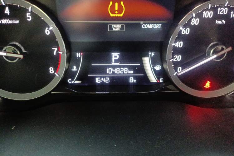 Used Honda UR-V 2020 370TURBO Four-Wheel Drive Prestige Edition Odometer Close Up