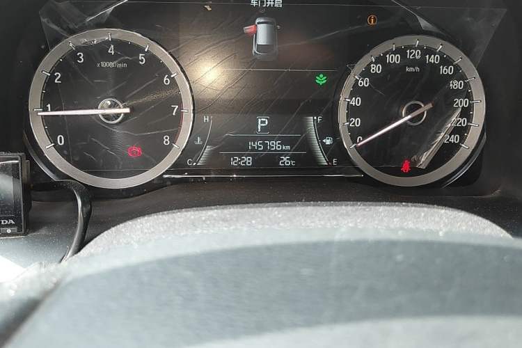 Used Honda UR-V 2020 370TURBO Four-Wheel Drive Prestige Edition Odometer Close Up