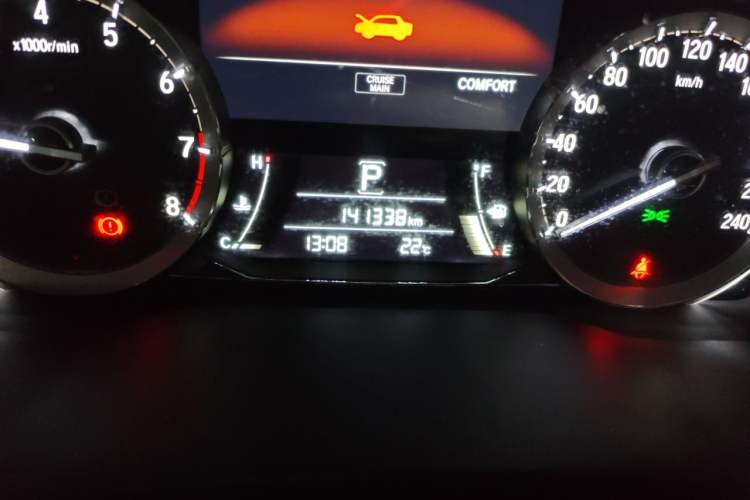 Used Honda UR-V 2020 370TURBO Four-Wheel Drive Prestige Edition Odometer Close Up